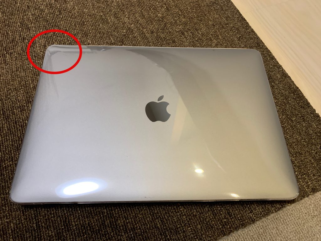 AMOVO MacBook Airケース画面側のt取り付け解説2